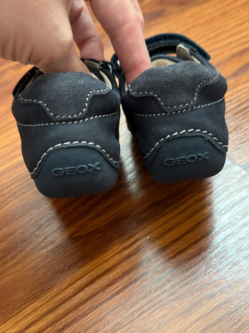NWOB Geox Baby Navy Blue Velcro Leather Shoes